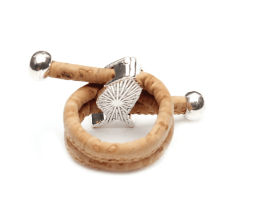3MM ROUND NATURAL FISH RING REAR VIEW