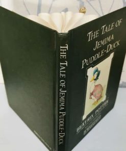 7417496 Beatrix Potter Jemima Puddleduck Book Sculpture 1