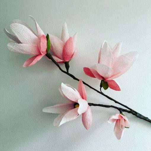 7721849 Paper magnolia branch 0