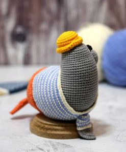 Aquatic amigurumi seal crochet art