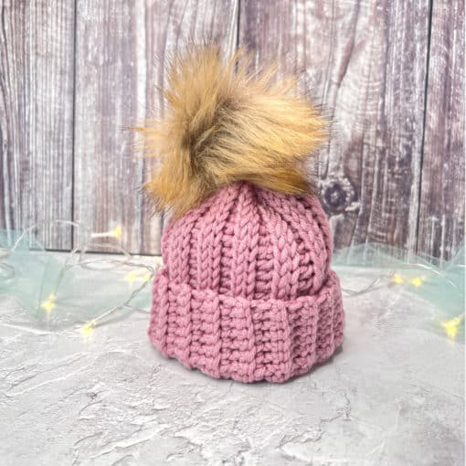 Newborn crochet hat with pompom